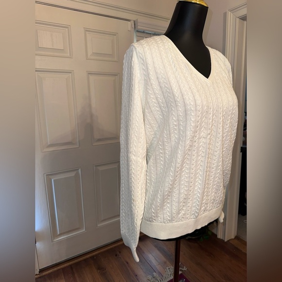 NWOT Talbots Off White V Neck Sweater - Picture 2 of 4